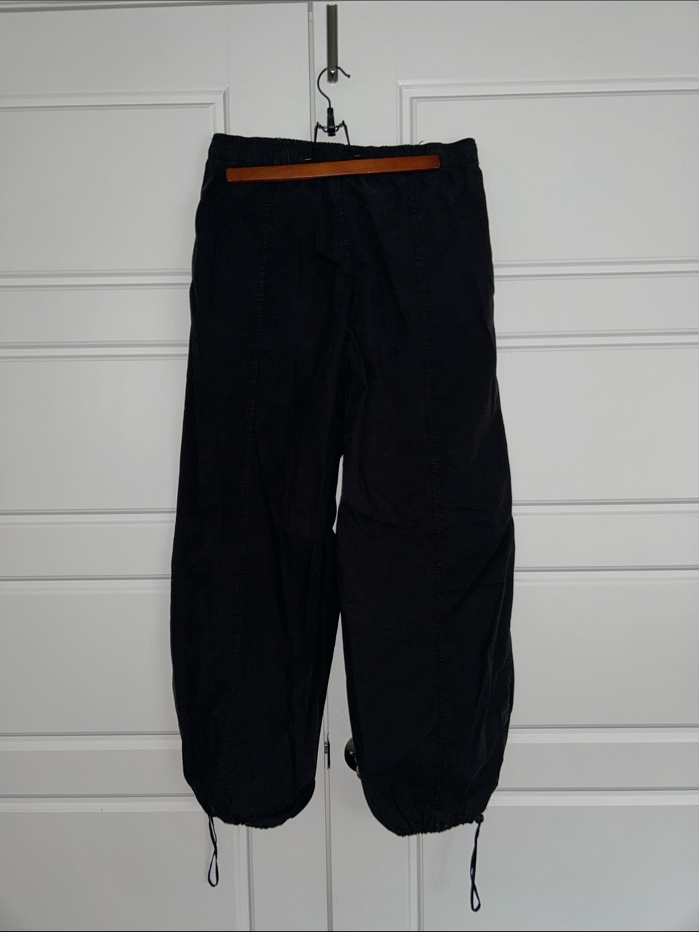 ZARA Women’s Black Parachute Pants - Picture 3 of 3